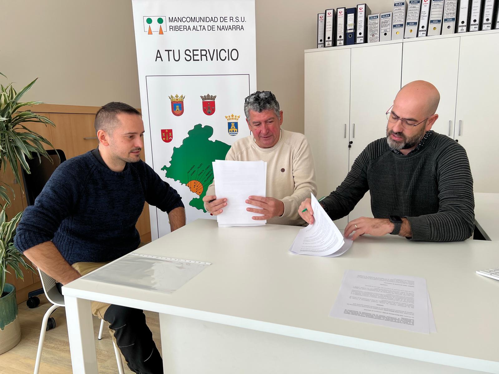 Convenio entre la Mancomunidad de Resíduos de la Ribera alta de Navarra y el Bi+ 🤝 ♻️ 🧑‍🔬